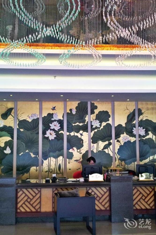 Shenzhen Huamao Aviatic Hotel Exterior photo