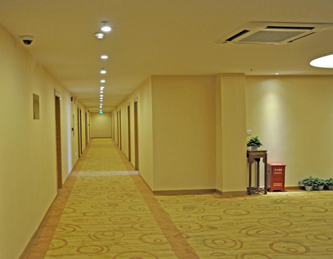 Shenzhen Huamao Aviatic Hotel Exterior photo